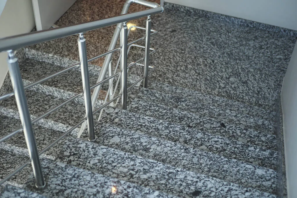 Serviço Realizado pela Preço Corrimão